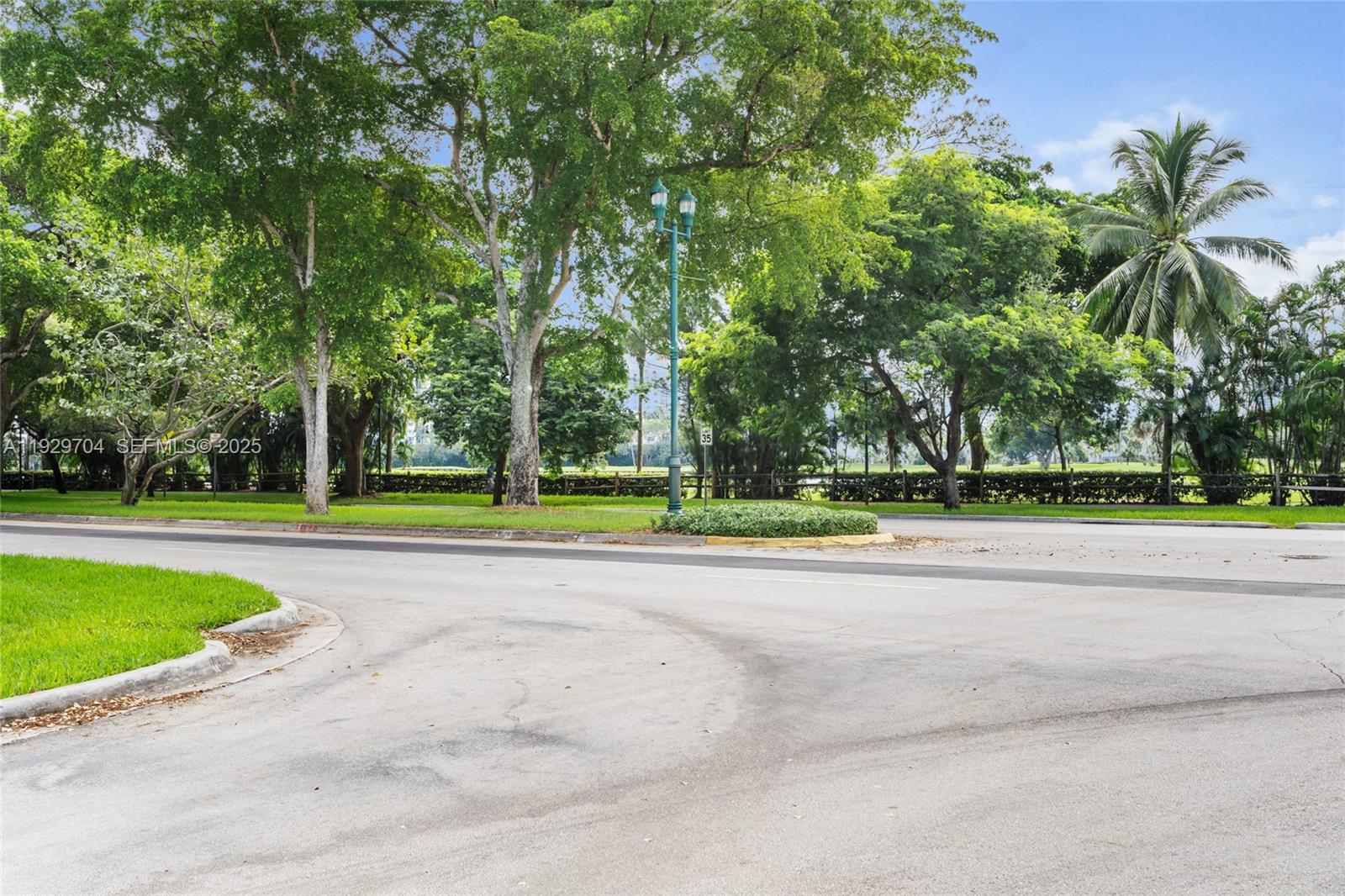 Photo of 3401 Country Club Dr  #819, Aventura, Florida, 33180 - 