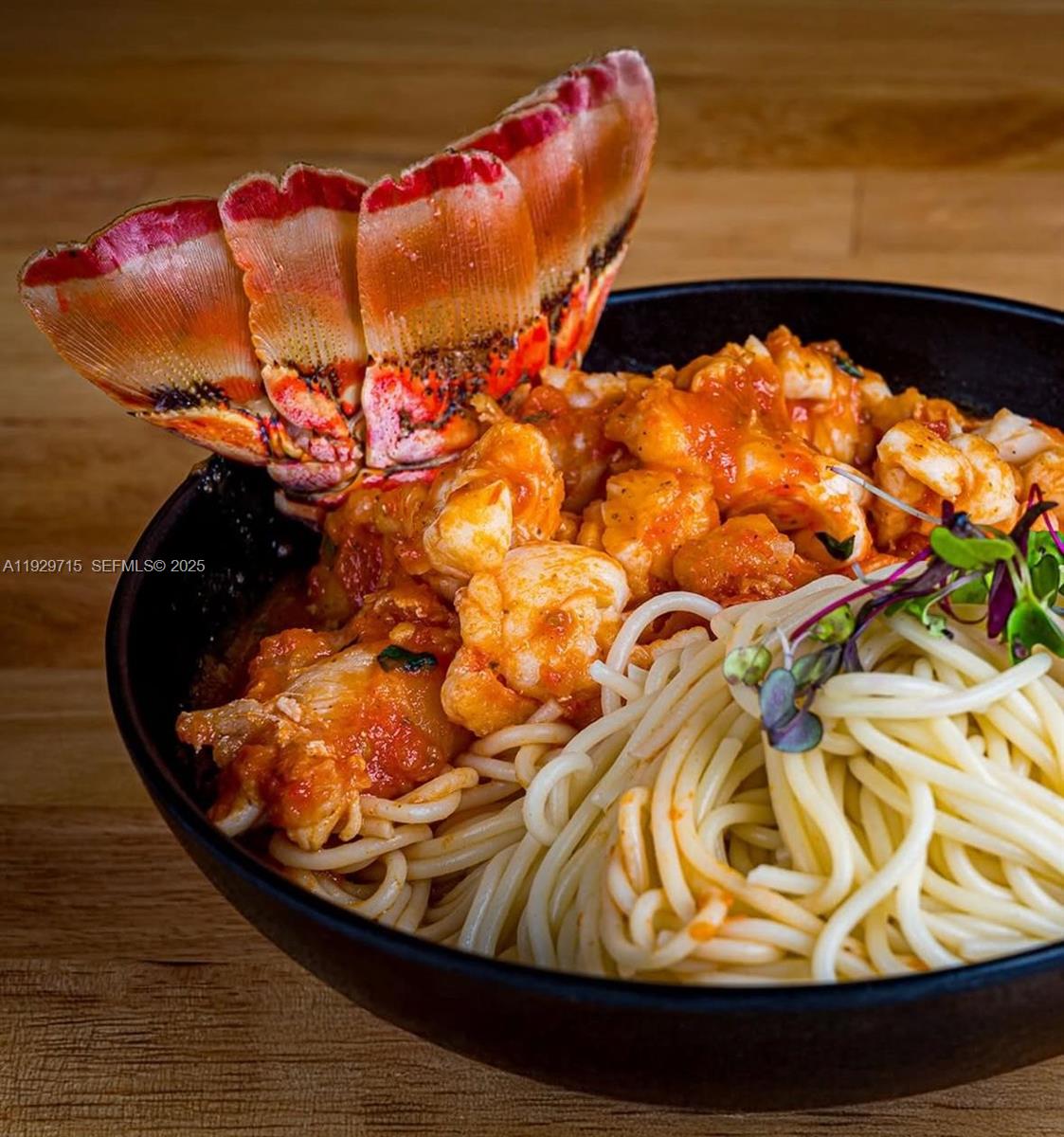   /   sq. ft. $ 2025-12-12 0 foto