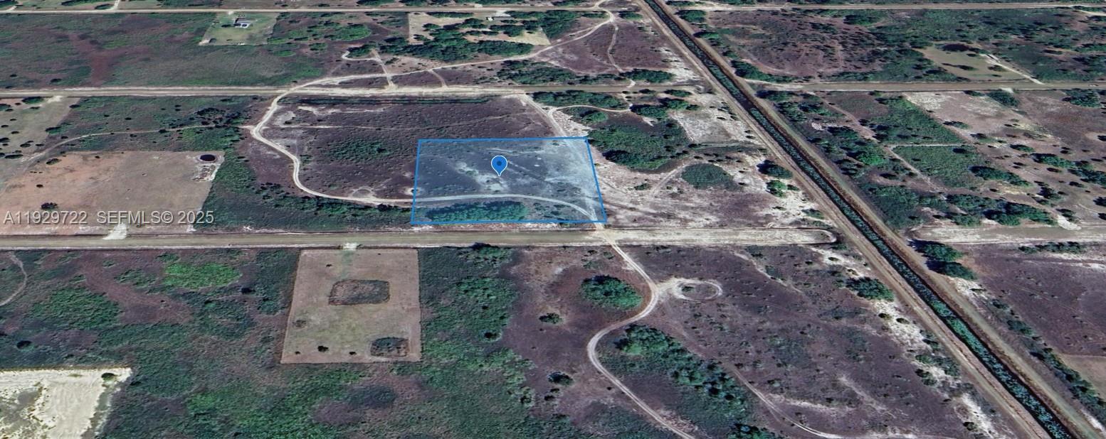 See details / sq. ft. $ 2025-12-12 0 Photo