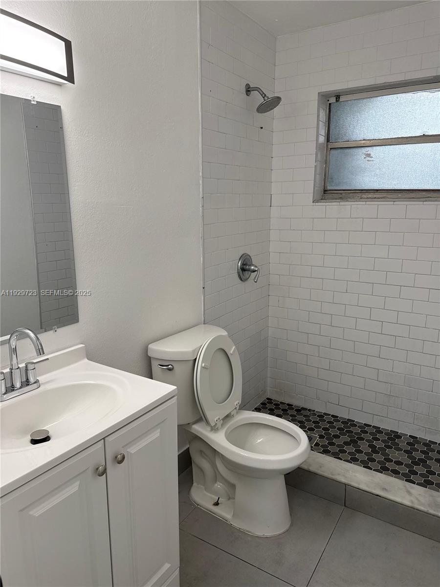 Подробнее / 1850 кв.футов $ 2025-12-12 0 Фото