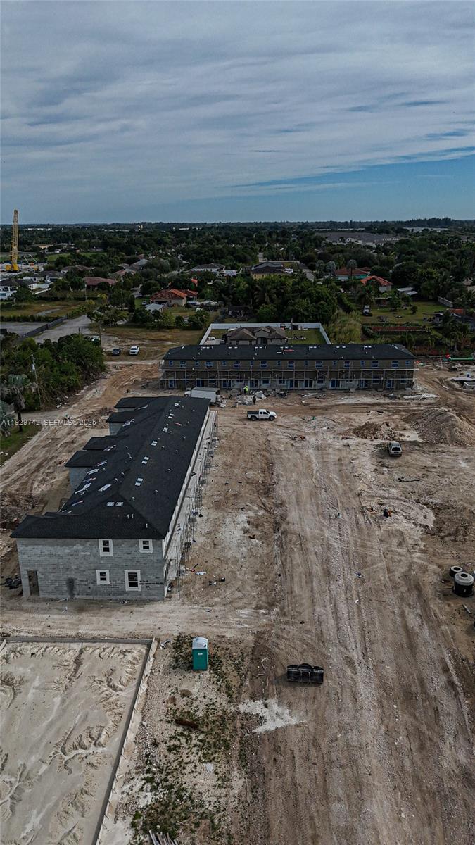   /   sq. ft. $ 2025-12-12 0 Photo