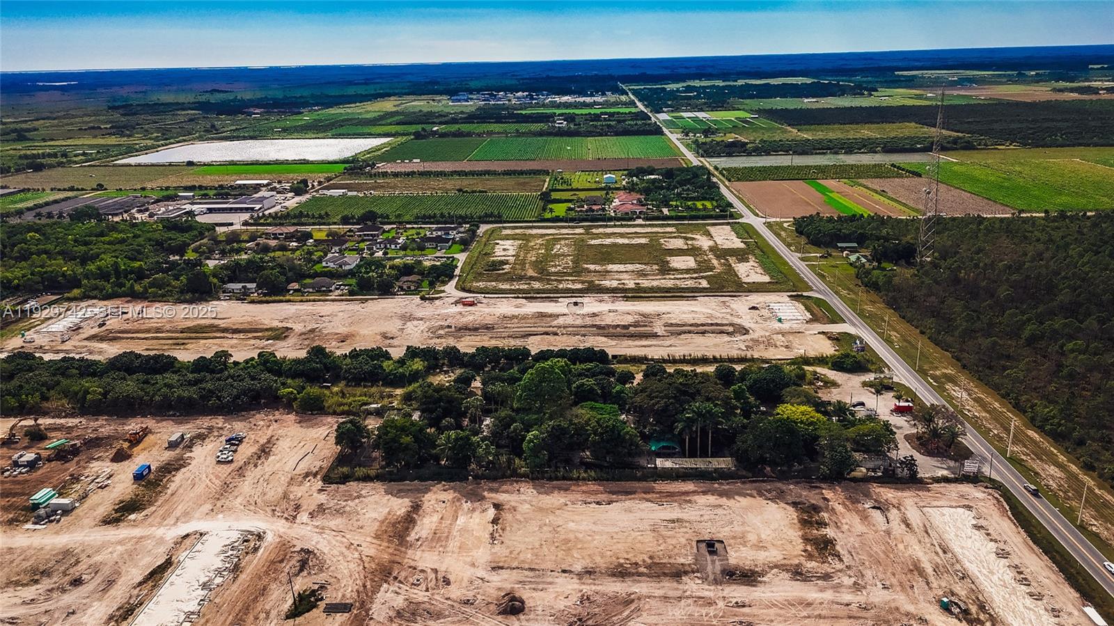 See details / sq. ft. $ 2025-12-12 0 Photo