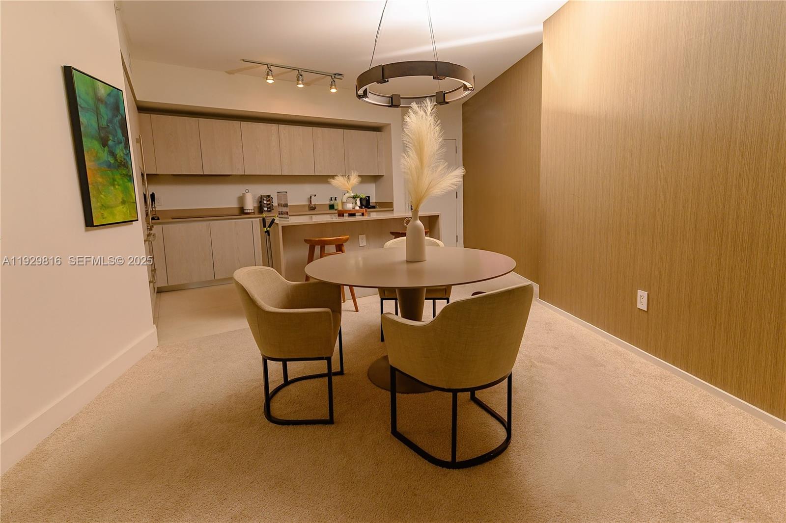 See details 1710 1 / 1 850 sq. ft. $ 2025-12-12 0 Photo