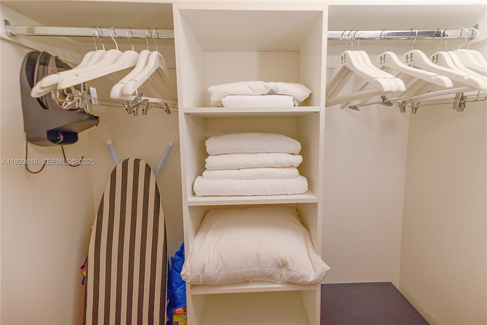 See details 1710 1 / 1 850 sq. ft. $ 2025-12-12 0 Photo