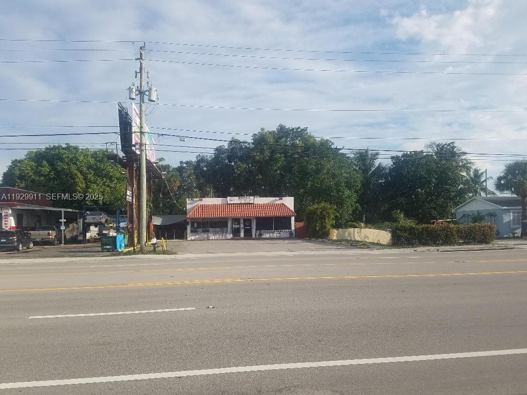   /   кв.футов $ 2026-02-09 0 Фото