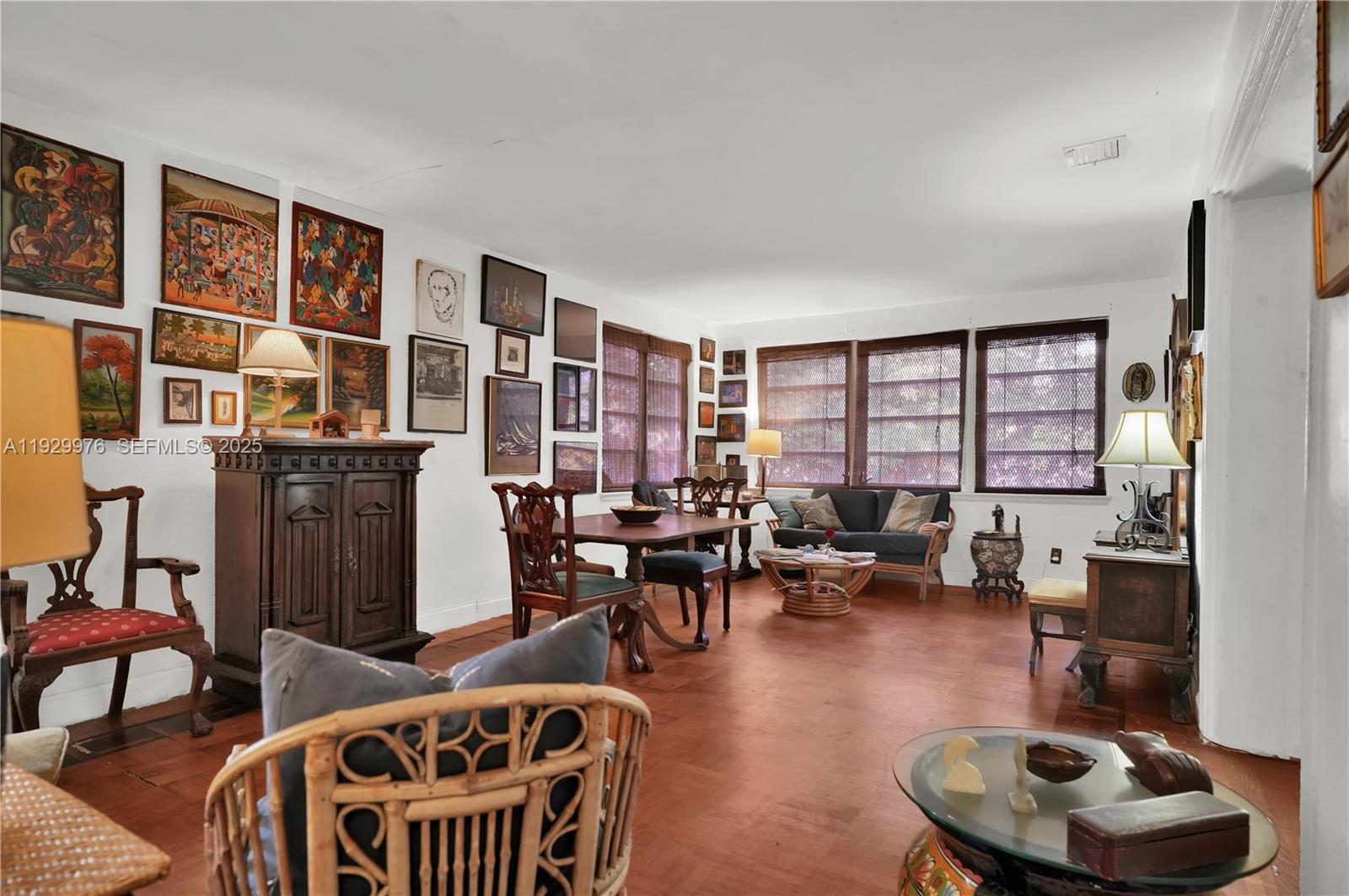 See details / sq. ft. $ 2025-12-12 0 Photo