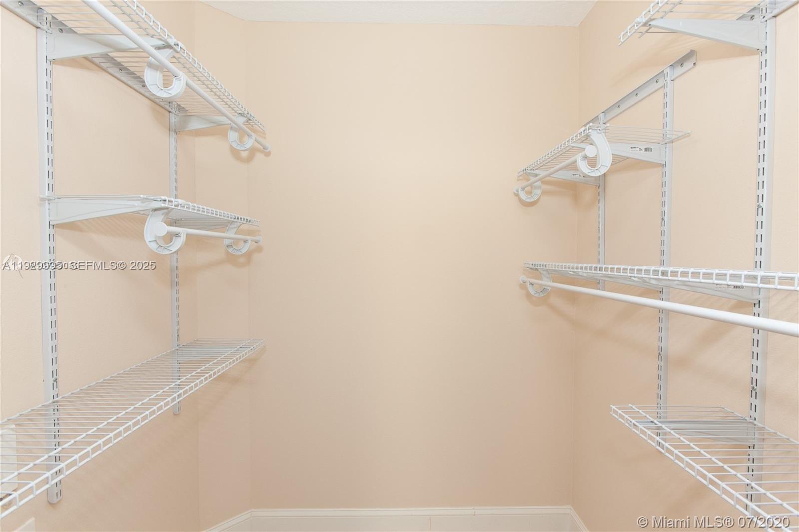 Photo of 3001 185th St #118, Aventura, Florida, 33180 -