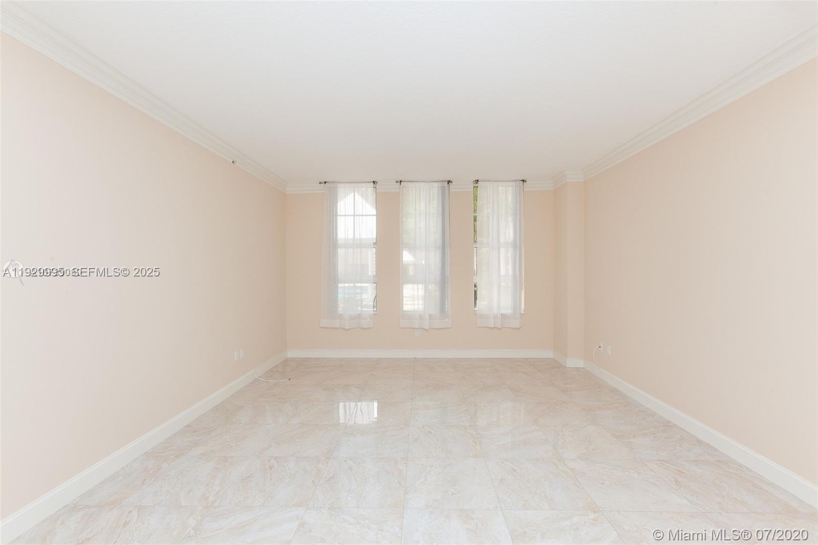 Photo of 3001 185th St #118, Aventura, Florida, 33180 -