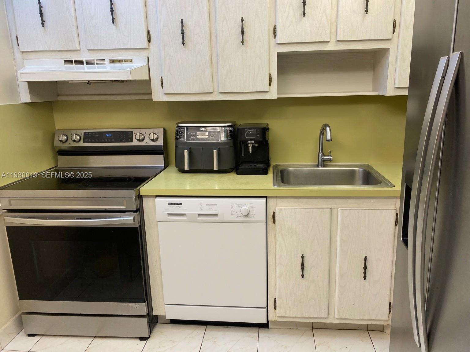 Photo of 20301 Country Club Dr #1630, Aventura, Florida, 33180 -