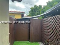 See details / 3051 sq. ft. $ 2025-12-12 0 Photo