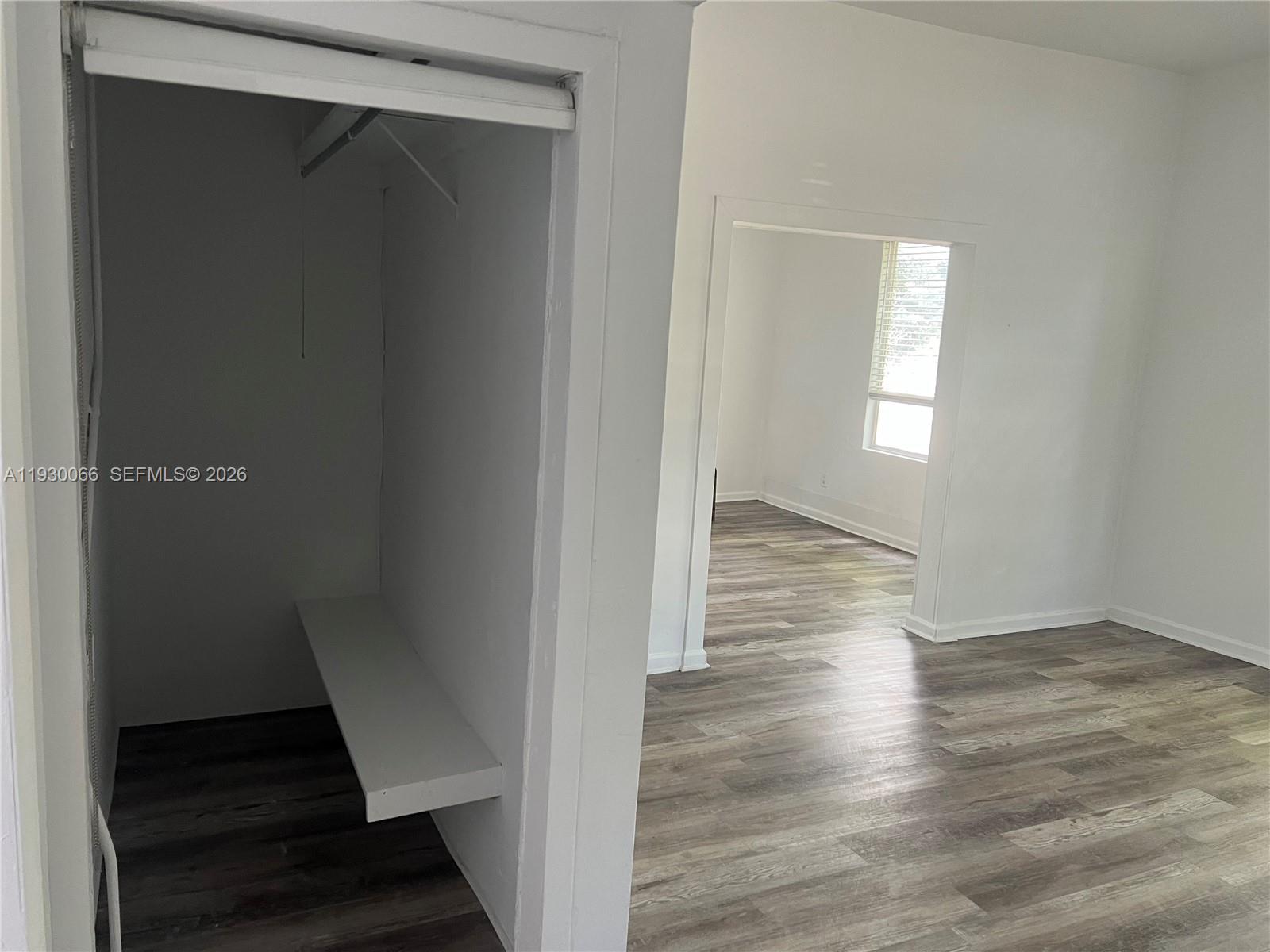 See details / 3051 sq. ft. $ 2025-12-12 0 Photo