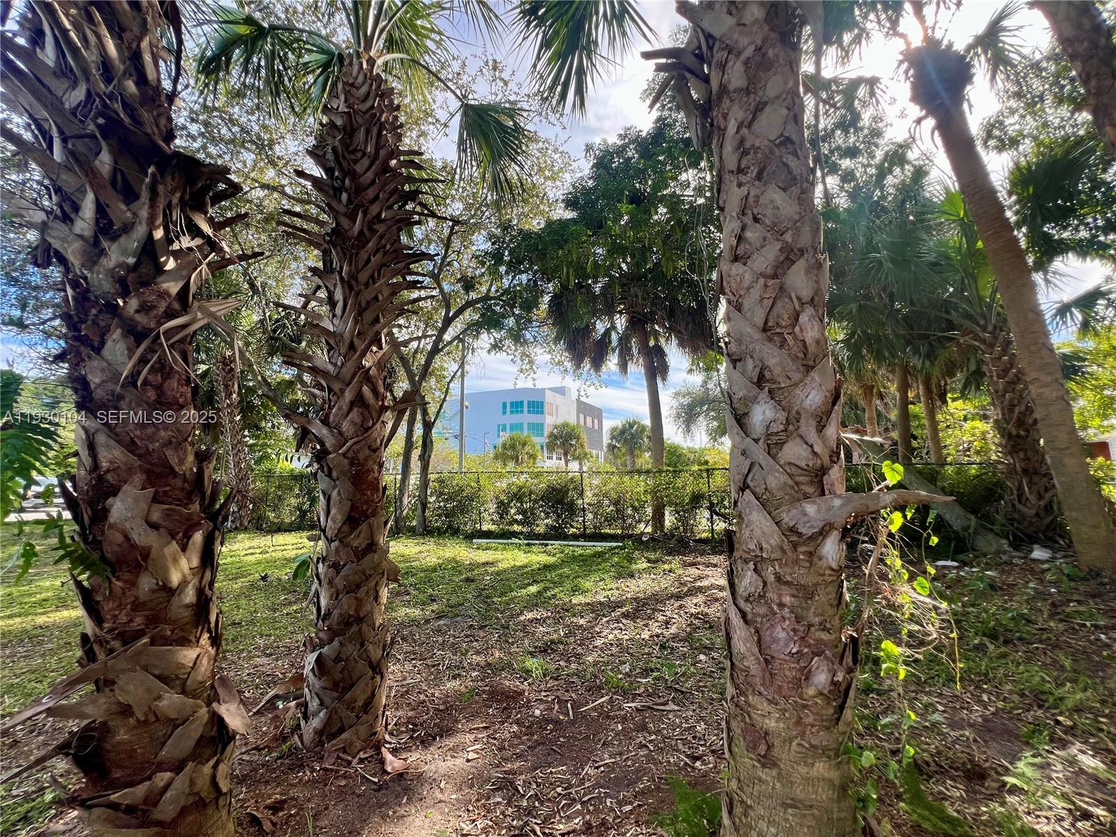 See details / sq. ft. $ 2025-12-12 0 Photo