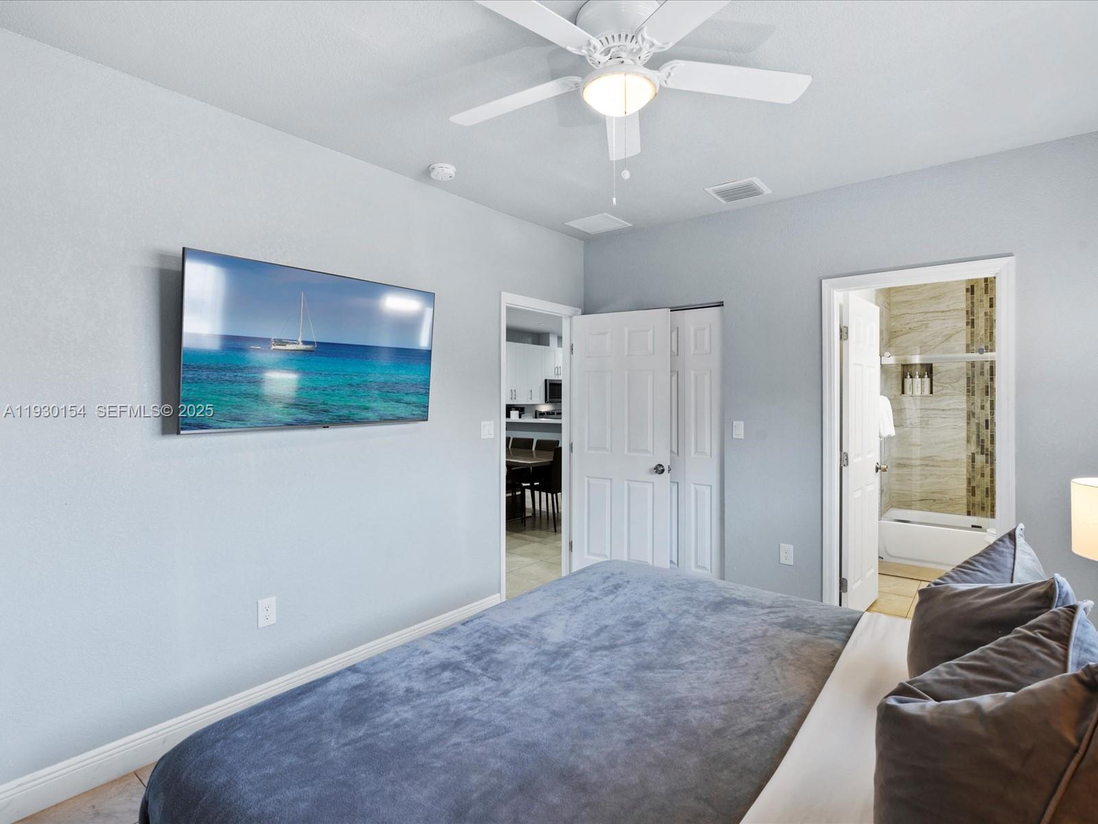 See details / 2504 sq. ft. $ 2025-12-13 0 Photo