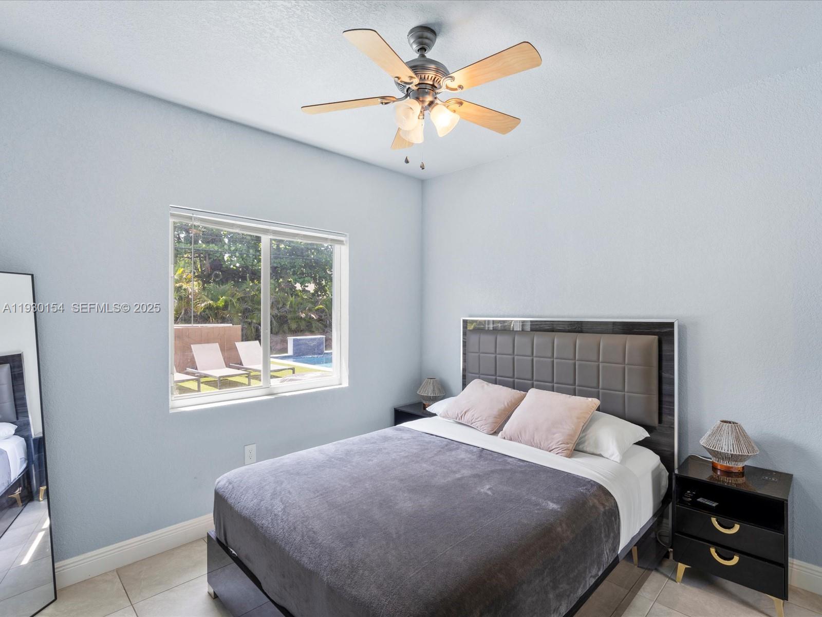 See details / 2504 sq. ft. $ 2025-12-13 0 Photo