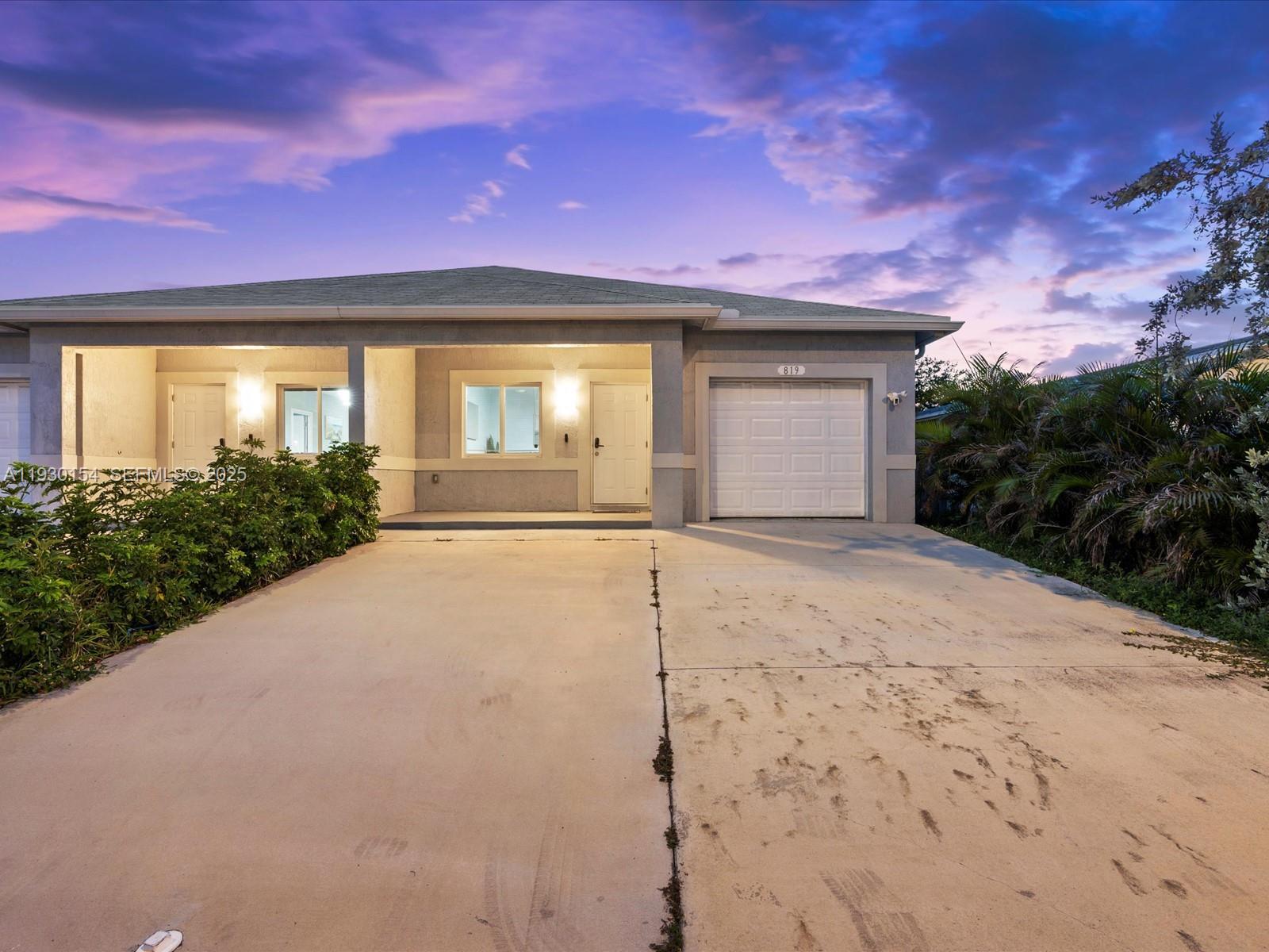 See details / 2504 sq. ft. $ 2025-12-13 0 Photo