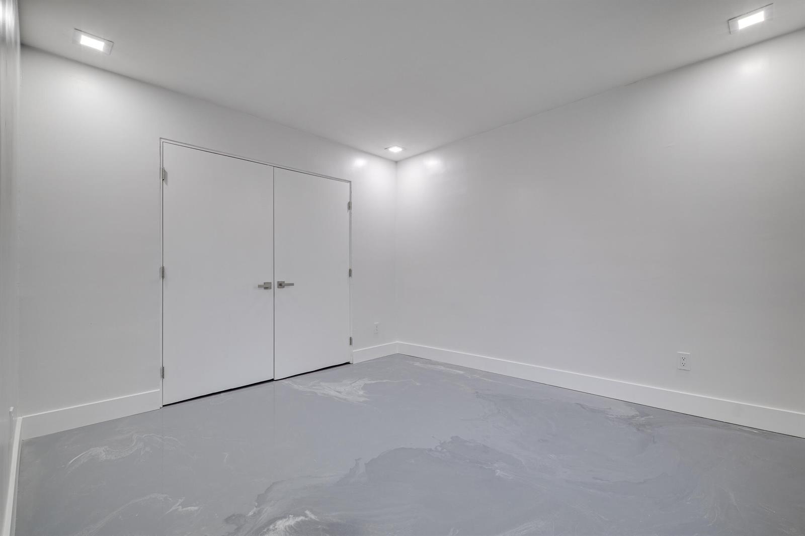 Ver detalles 1-2 / 3 1350 sq. ft. $ 2026-06-02 0 foto