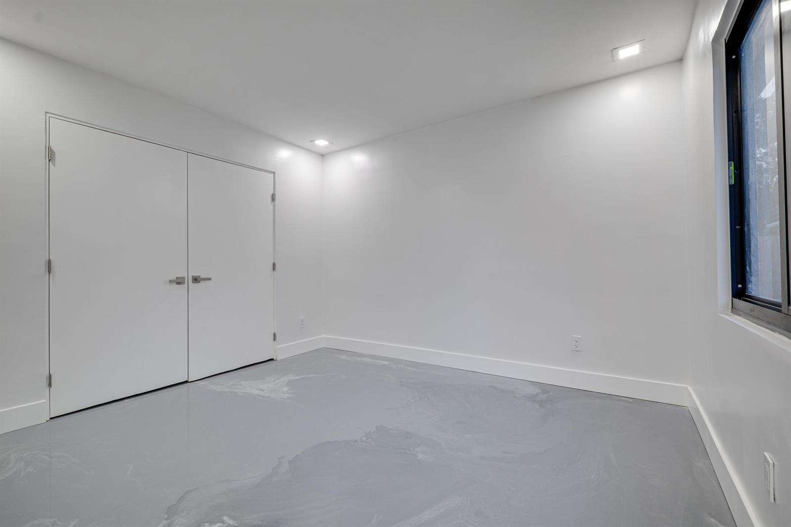 Ver detalles 1-2 / 3 1350 sq. ft. $ 2026-06-02 0 foto