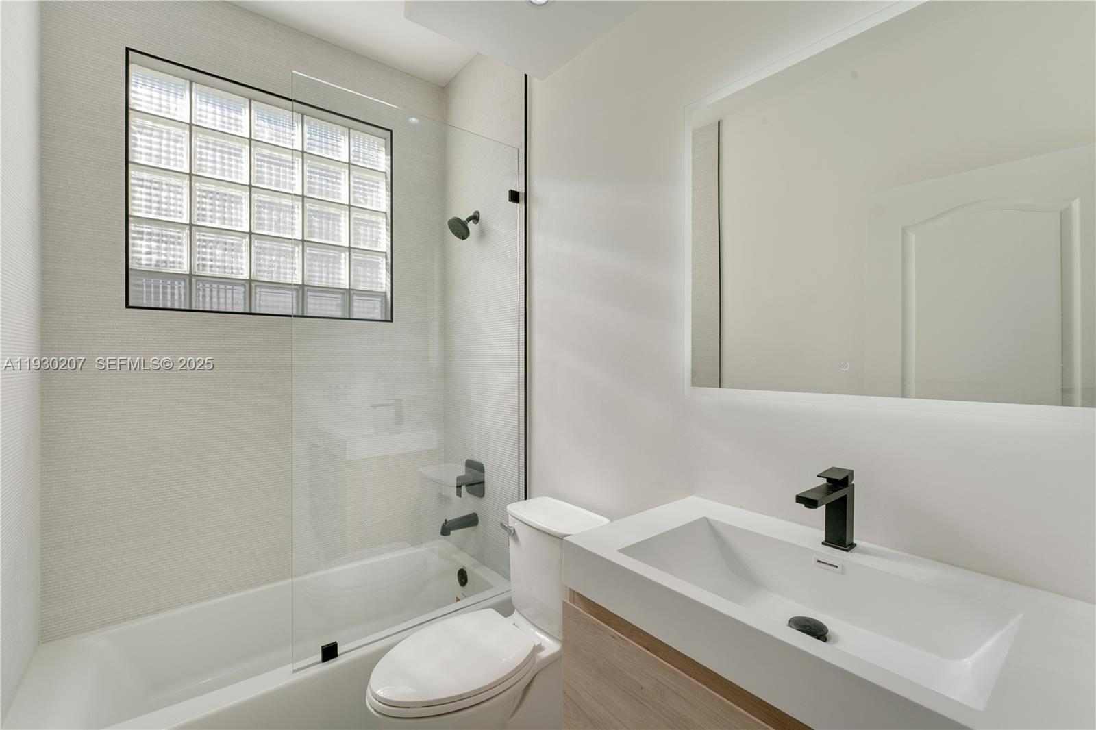 Photo of 21156 33rd Ave (21156), Aventura, Florida, 33180 -