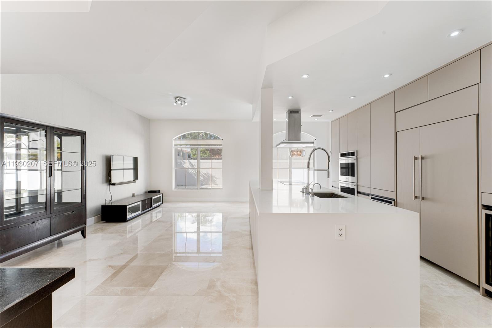 Photo of 21156 33rd Ave (21156), Aventura, Florida, 33180 -