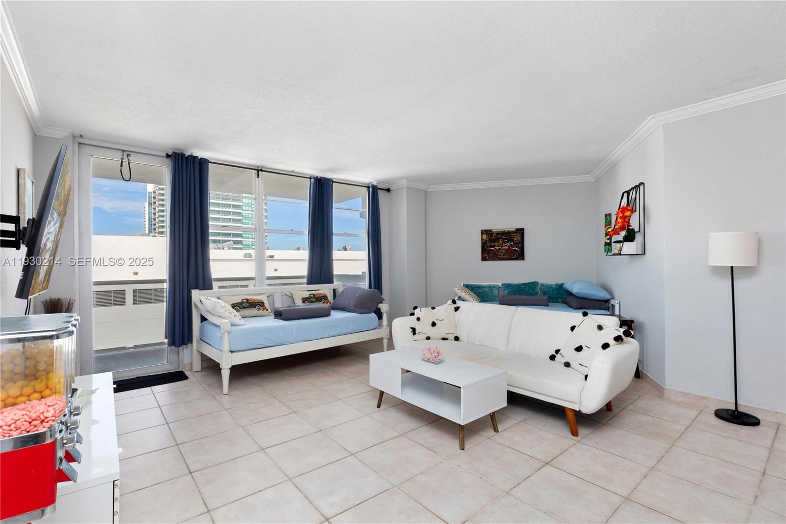 Photo of 3725 Ocean Dr #1421, Hollywood, Florida, 33019 -