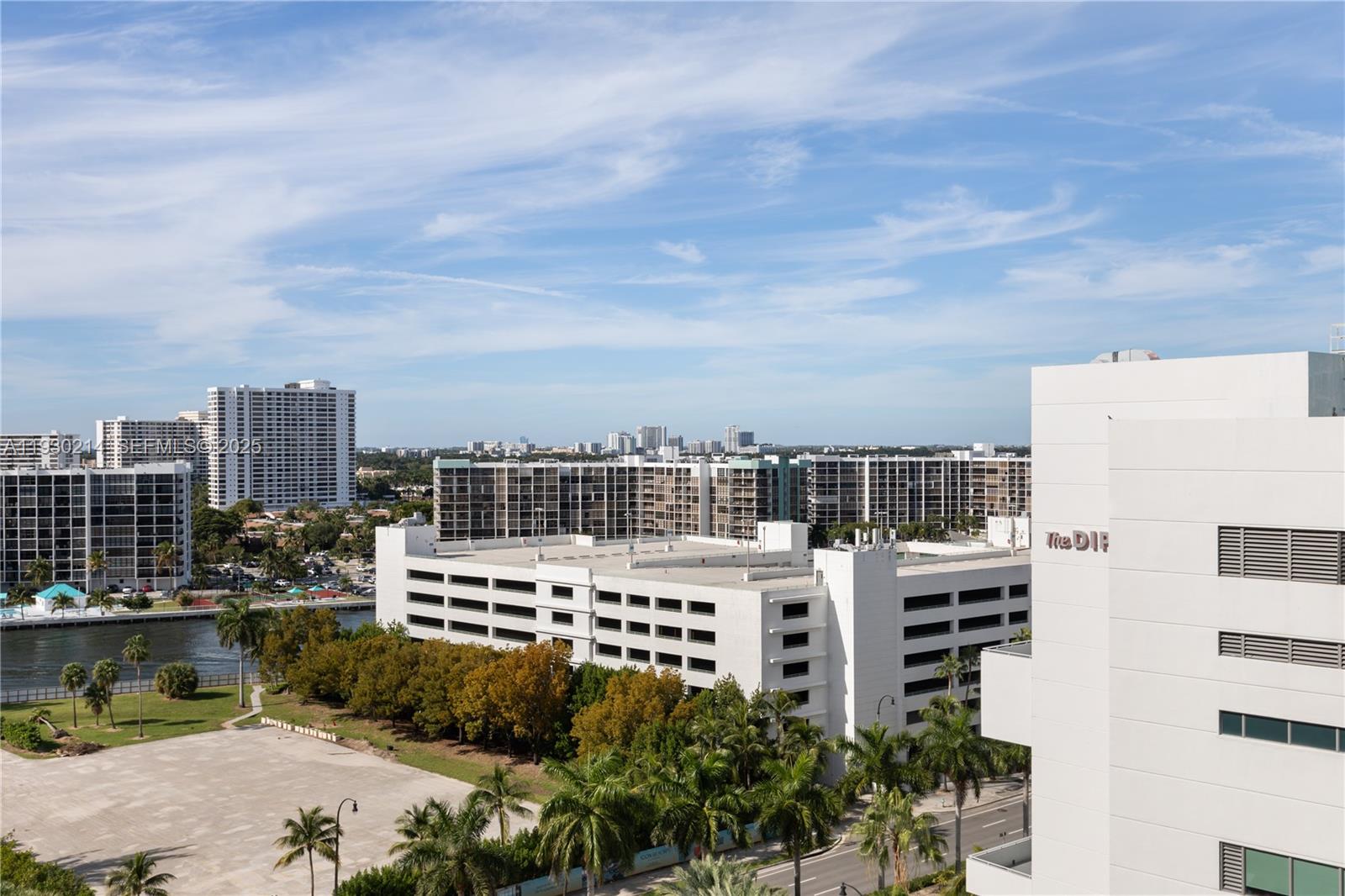 Photo of 3725 Ocean Dr #1421, Hollywood, Florida, 33019 -