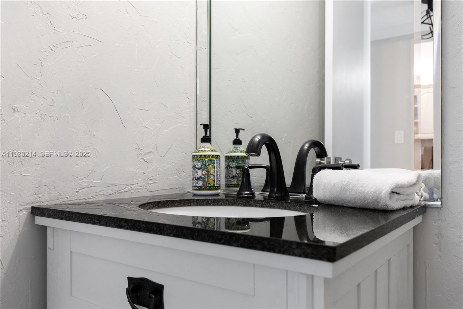 Photo of 3725 Ocean Dr #1421, Hollywood, Florida, 33019 -