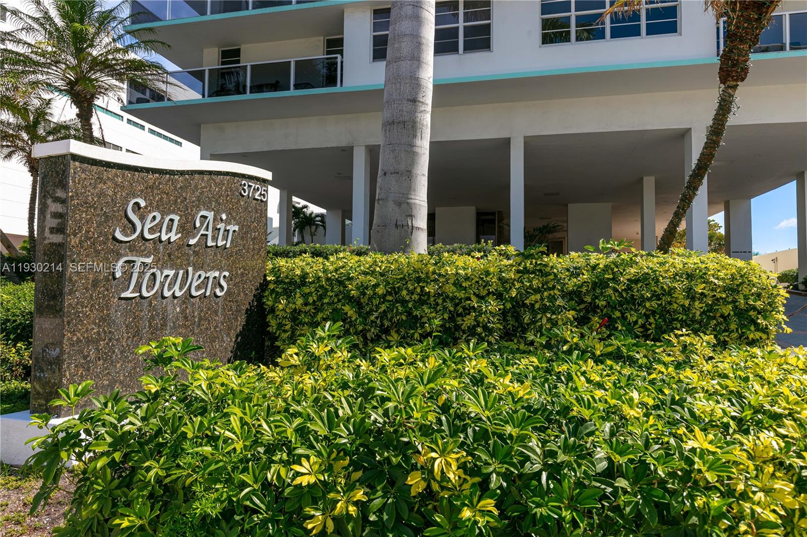 Photo of 3725 Ocean Dr #1421, Hollywood, Florida, 33019 -