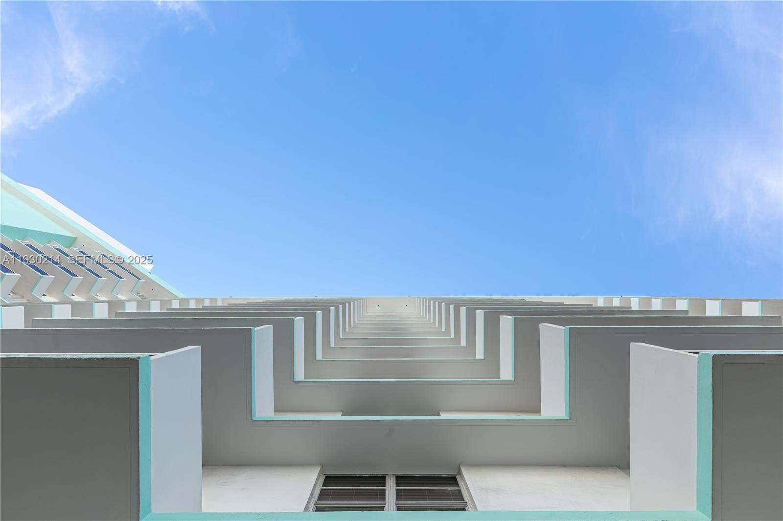 Photo of 3725 Ocean Dr #1421, Hollywood, Florida, 33019 -