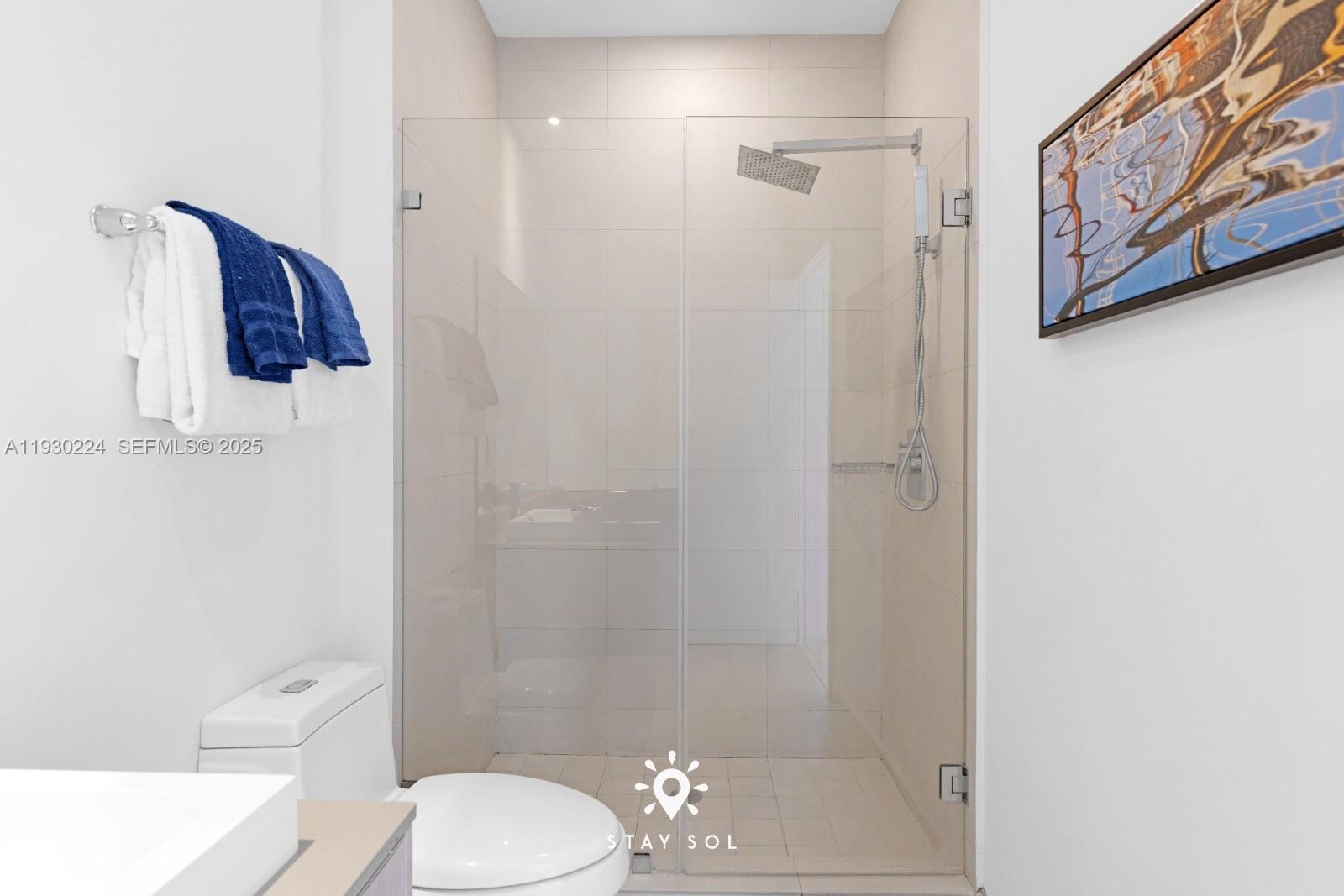 303 1 / 1 759 sq. ft. $ 2025-12-13 0 foto