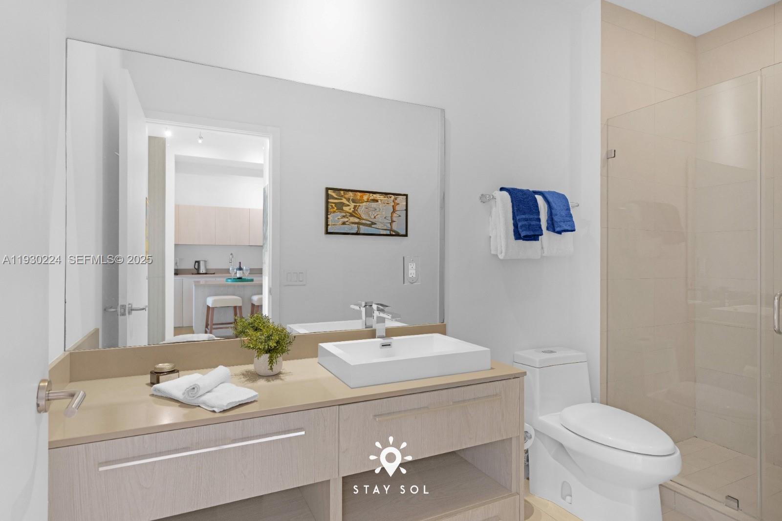 303 1 / 1 759 sq. ft. $ 2025-12-13 0 foto