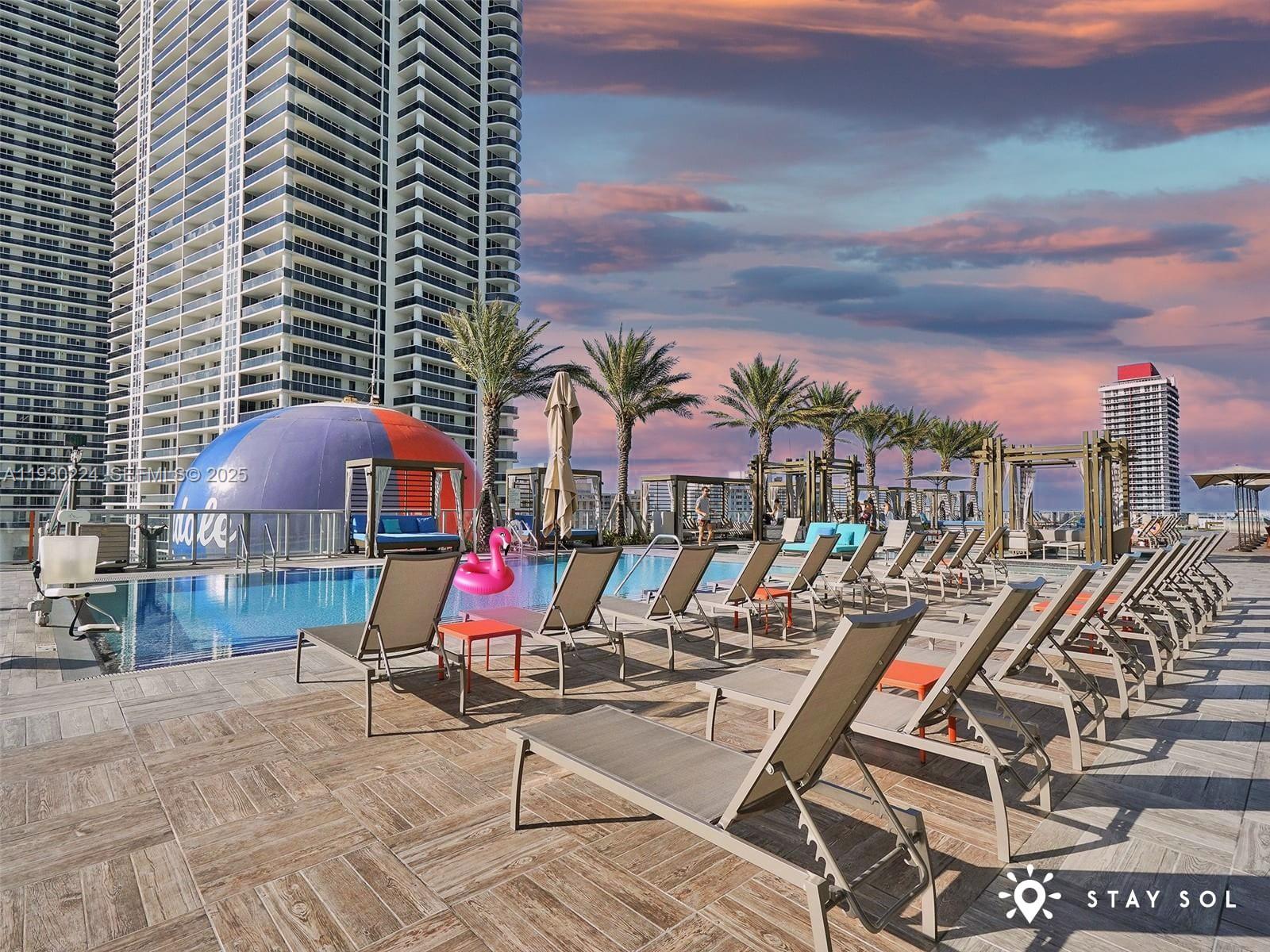 303 1 / 1 759 sq. ft. $ 2025-12-13 0 foto