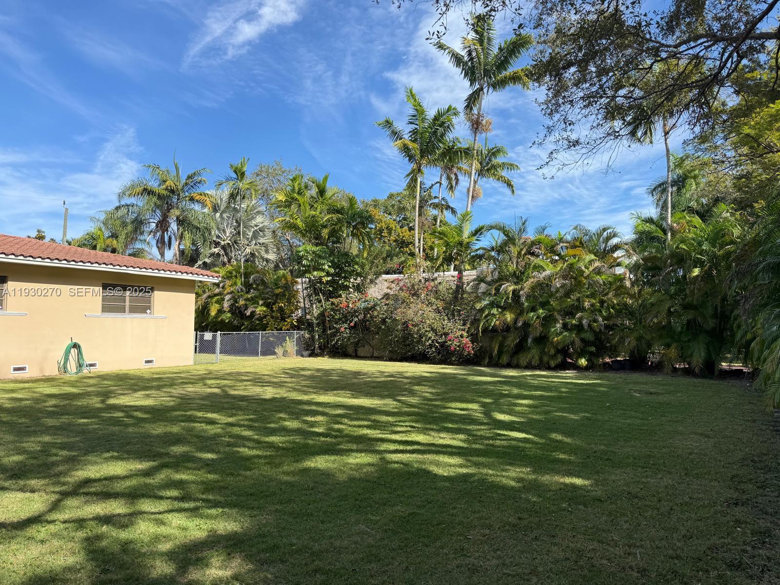 See details / sq. ft. $ 2025-12-13 0 Photo