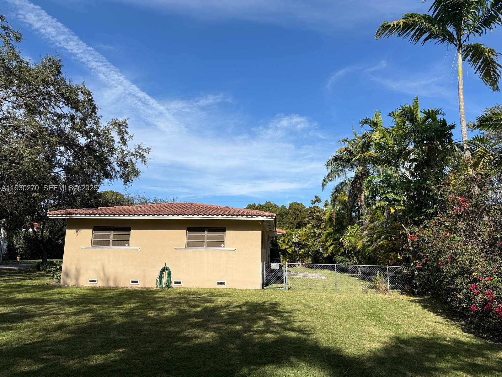 See details / sq. ft. $ 2025-12-13 0 Photo