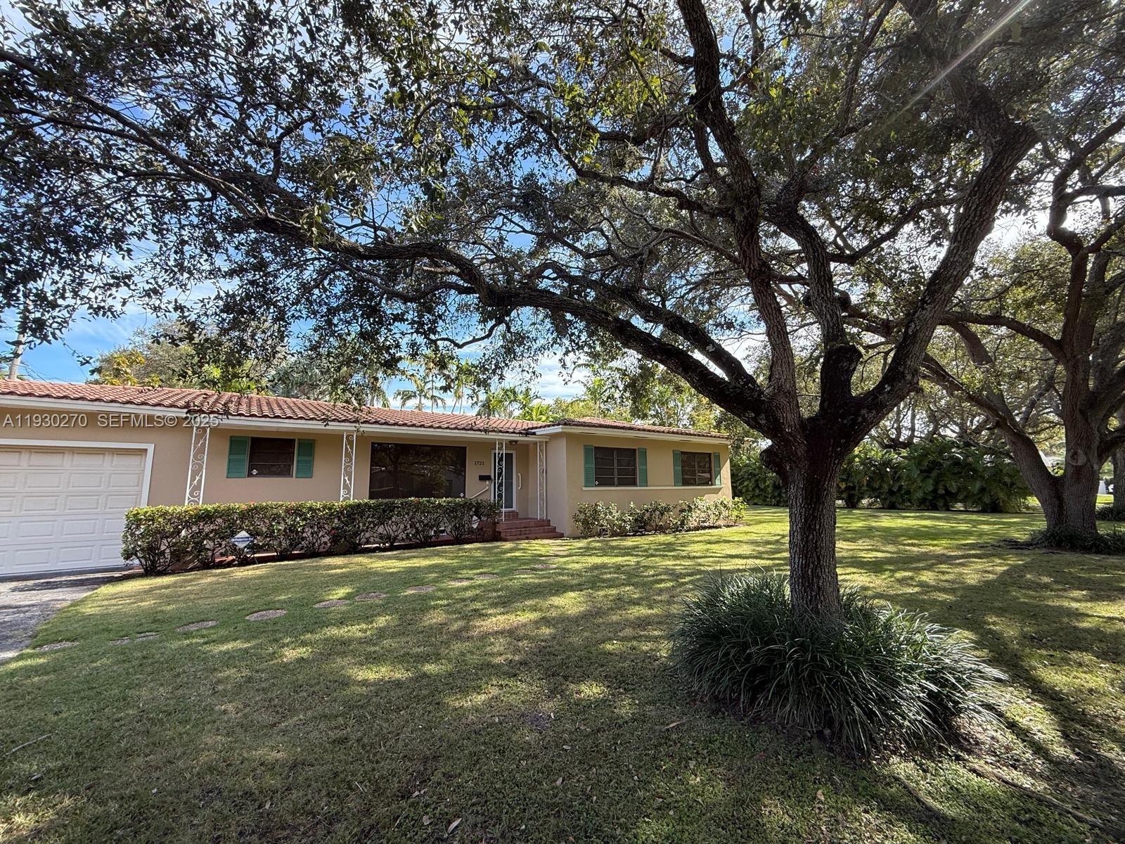 See details / sq. ft. $ 2025-12-13 0 Photo