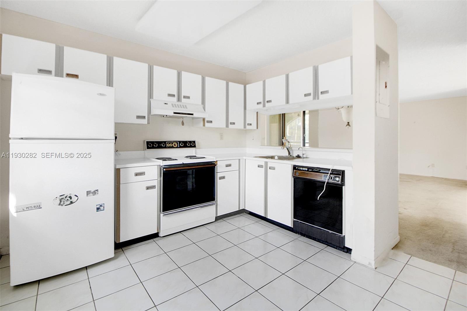 Photo of 3553 Magellan Cir  #317-1, Aventura, Florida, 33180 - 