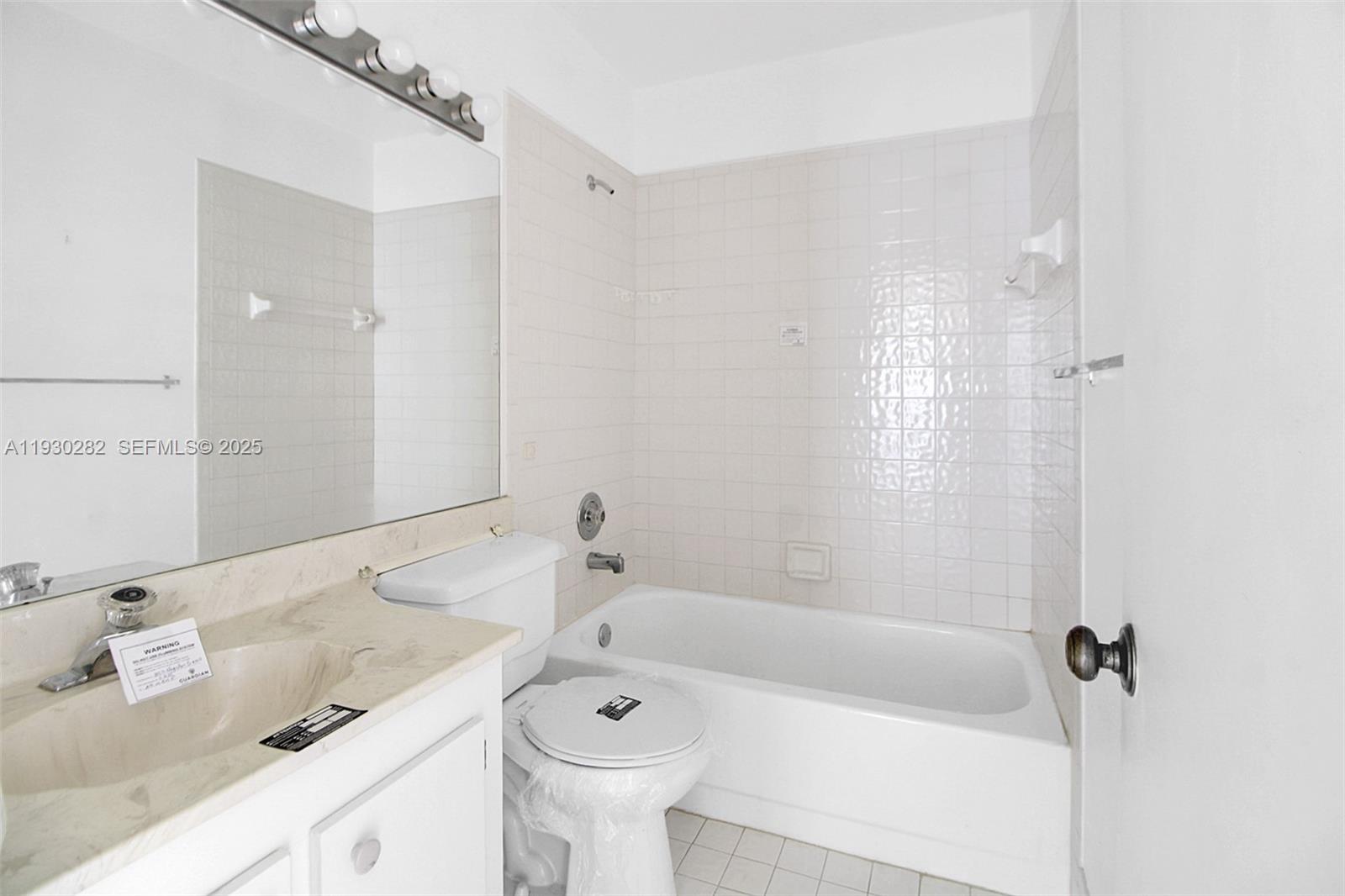 Photo of 3553 Magellan Cir  #317-1, Aventura, Florida, 33180 - 