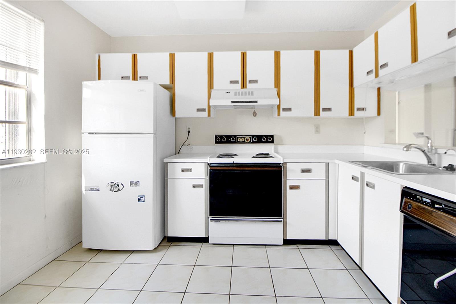 Photo of 3553 Magellan Cir  #317-1, Aventura, Florida, 33180 - 