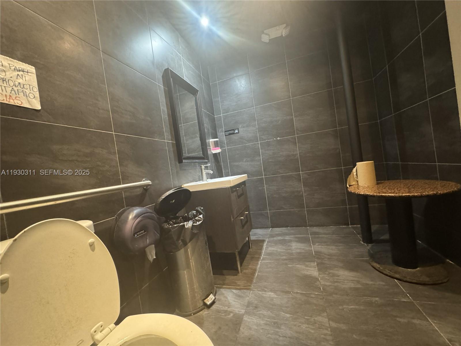 See details / sq. ft. $ 2025-12-13 0 Photo