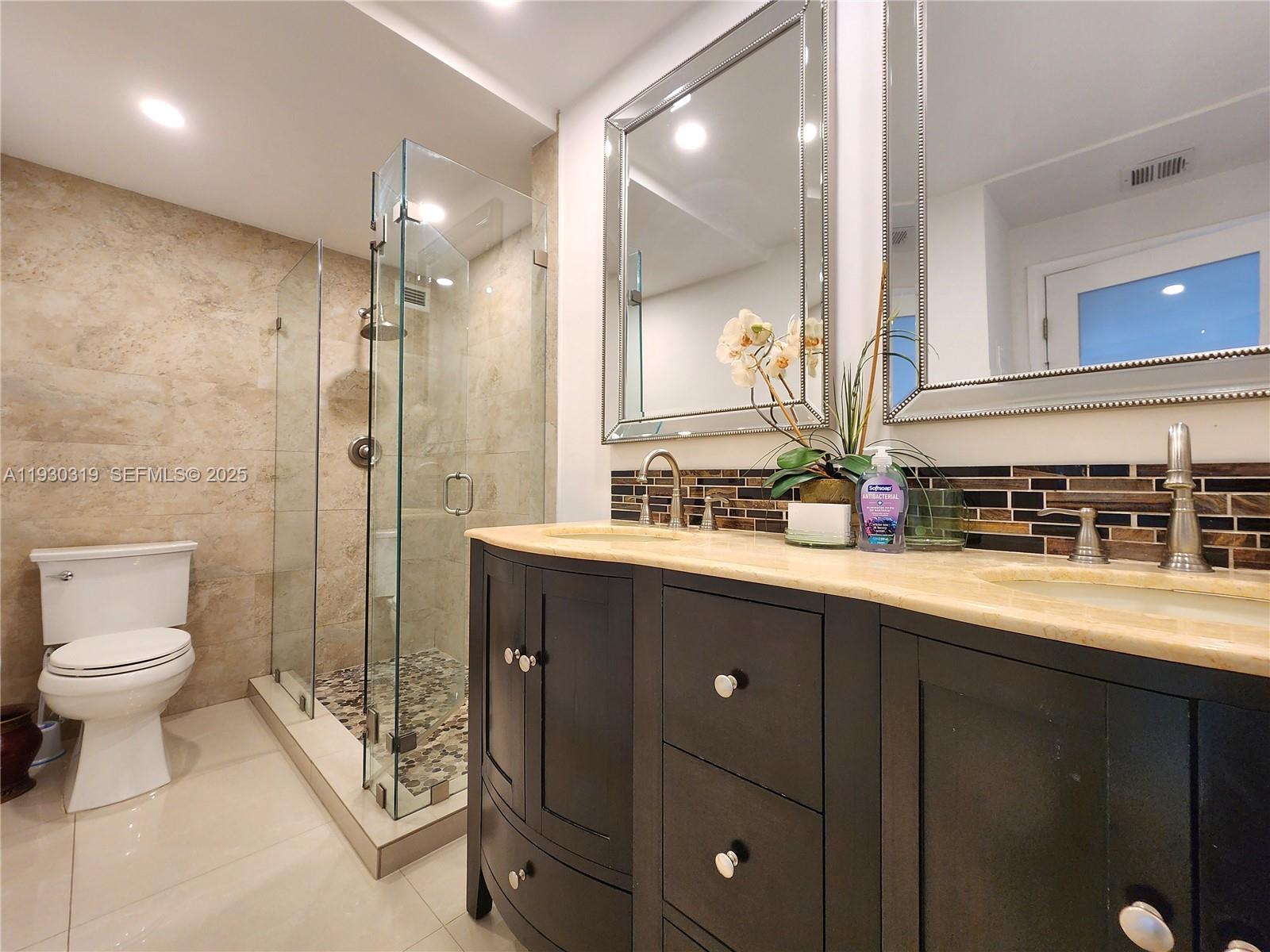 Photo of 3505 Ocean Dr  #PH06 aka 1506, Hollywood, Florida, 33019 - 