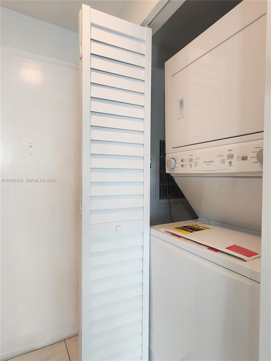 Photo of 3505 Ocean Dr #508, Hollywood, Florida, 33019 -