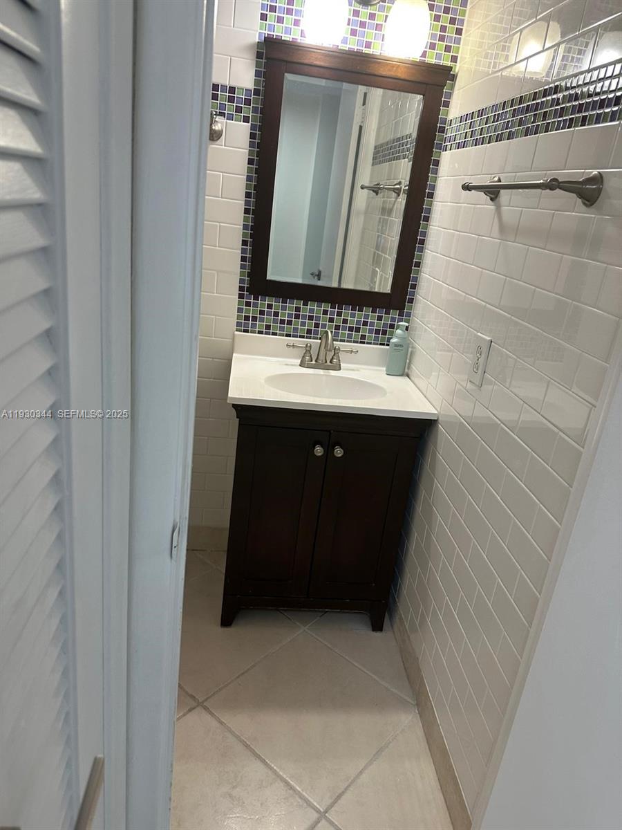 Photo of 1801 Ocean Dr  #741, Hallandale Beach, Florida, 33009 - 