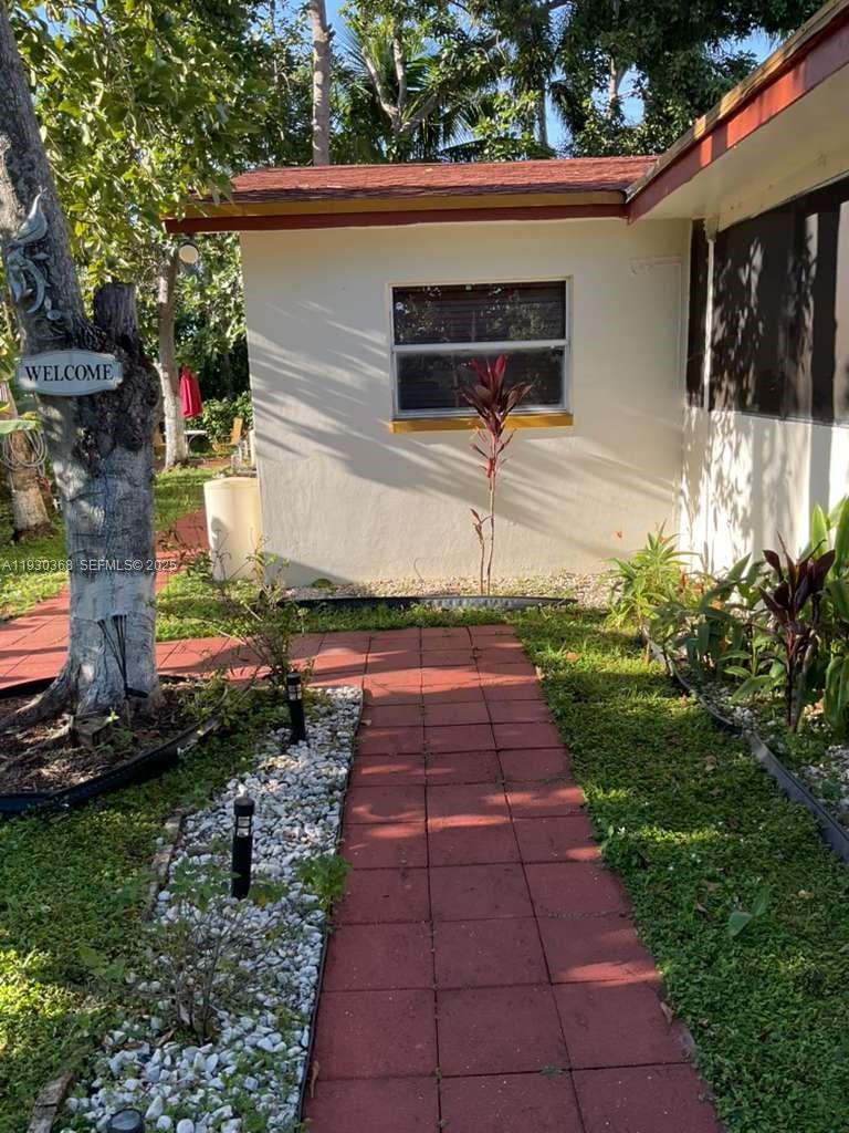 Ver detalles 6706 / sq. ft. $ 2025-12-14 0 foto