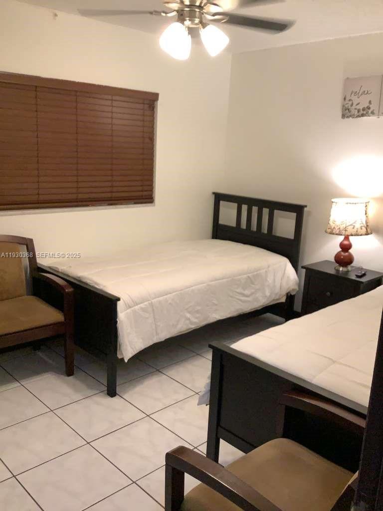 Ver detalles 6706 / sq. ft. $ 2025-12-14 0 foto