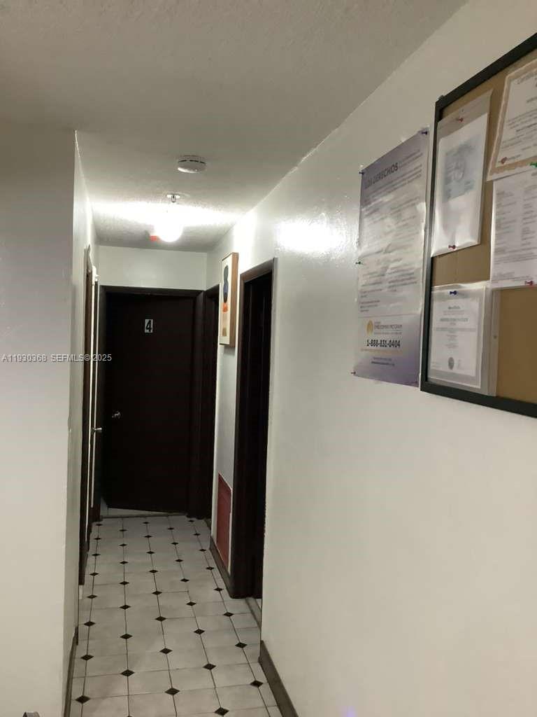 Ver detalles 6706 / sq. ft. $ 2025-12-14 0 foto