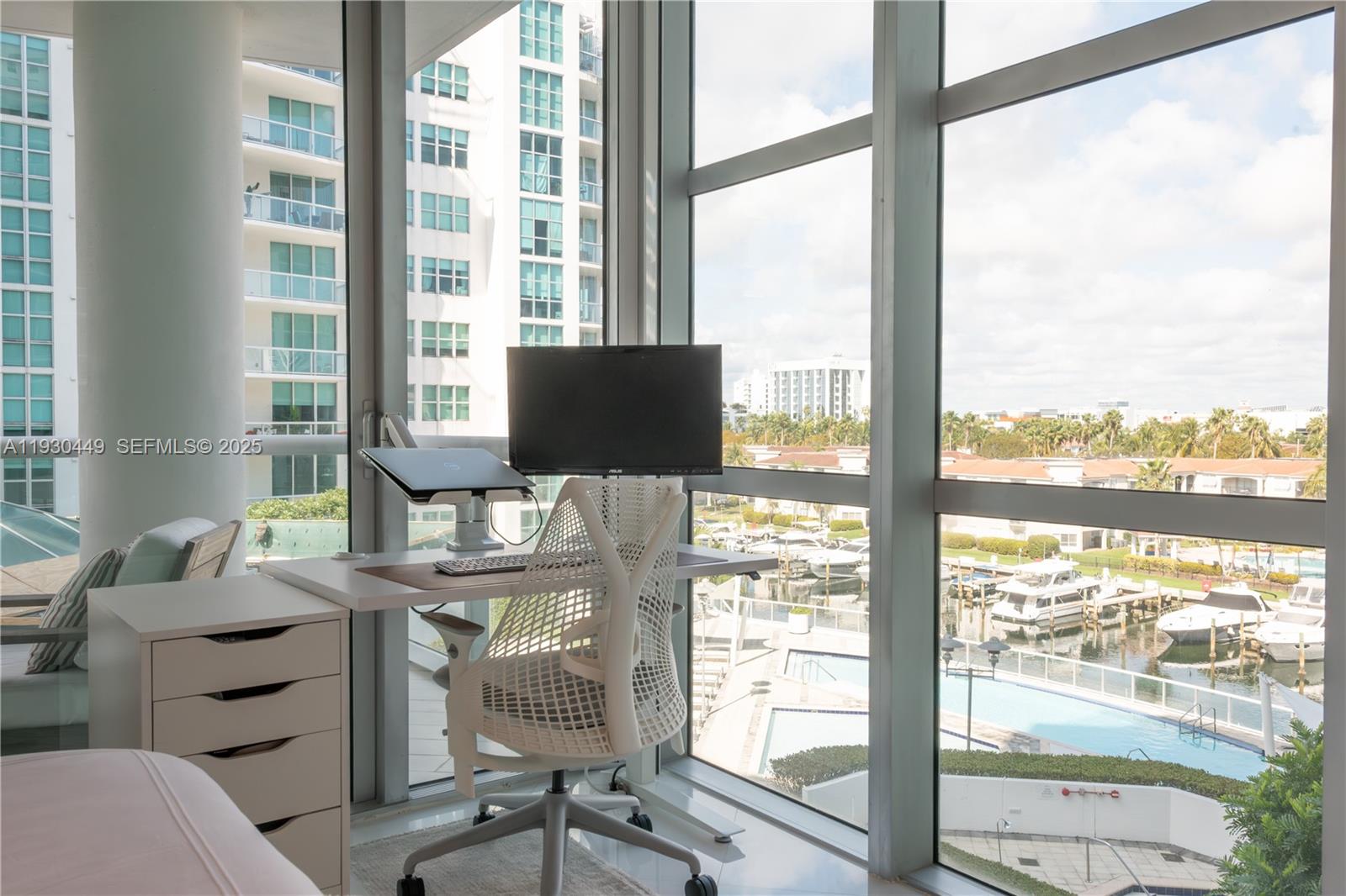 Photo of 3131 188th St  #2-605, Aventura, Florida, 33180 - 