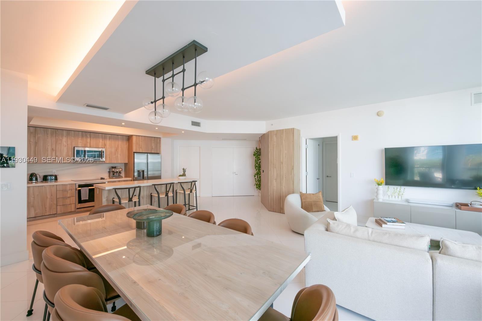 Photo of 3131 188th St  #2-605, Aventura, Florida, 33180 - 