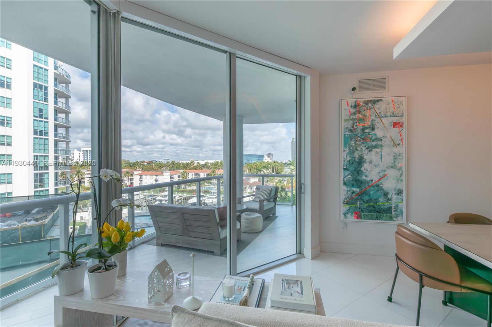 Photo of 3131 188th St  #2-605, Aventura, Florida, 33180 - 