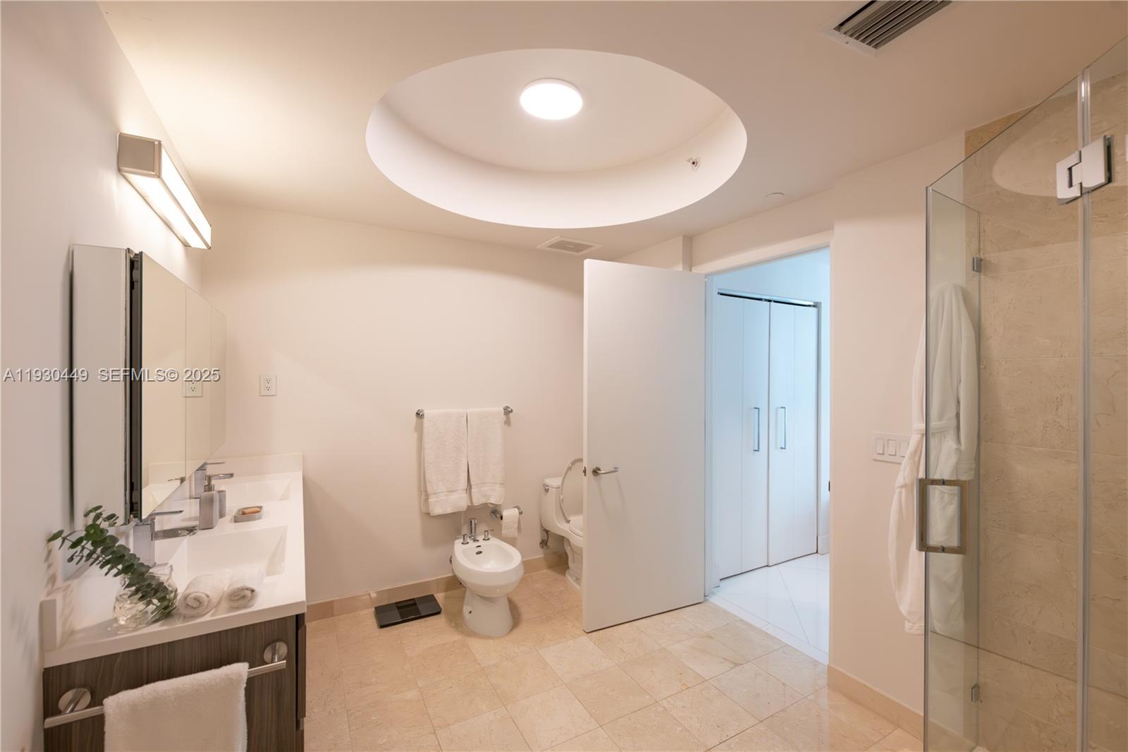 Photo of 3131 188th St  #2-605, Aventura, Florida, 33180 - 