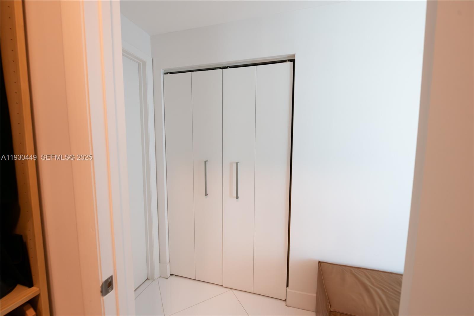 Photo of 3131 188th St  #2-605, Aventura, Florida, 33180 - 