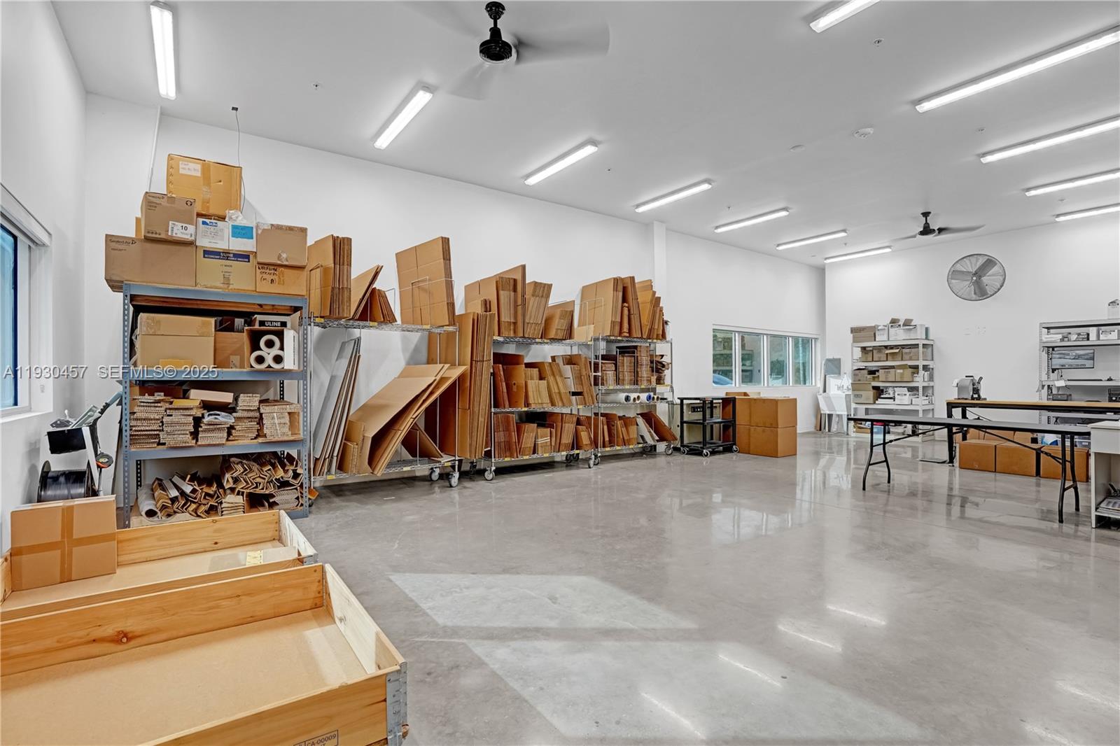   /   sq. ft. $ 2025-12-14 0 foto